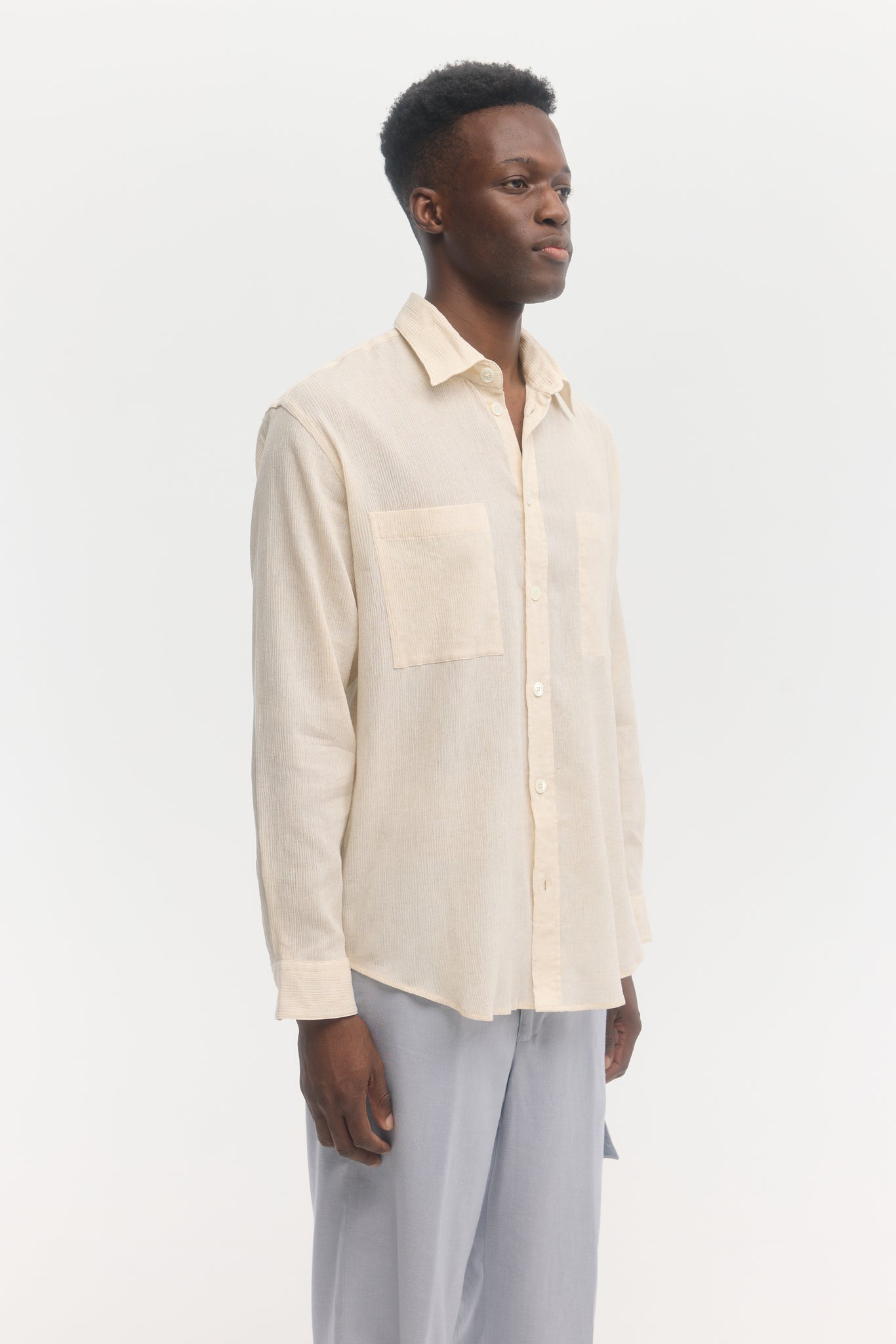 Chemise manches longues en crêpe froissé naturel
