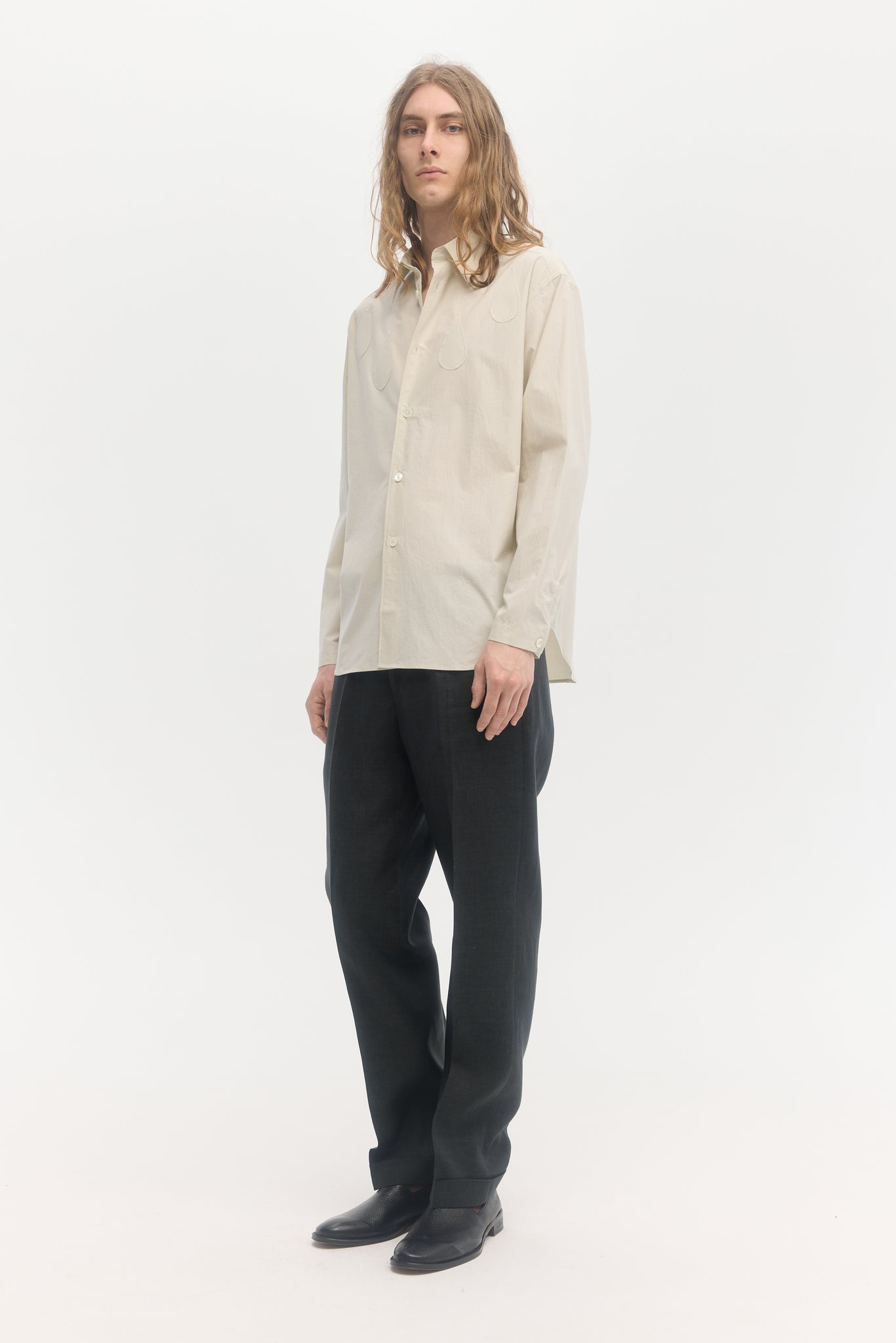 Ivory typewriter cotton water drop appliqué shirt