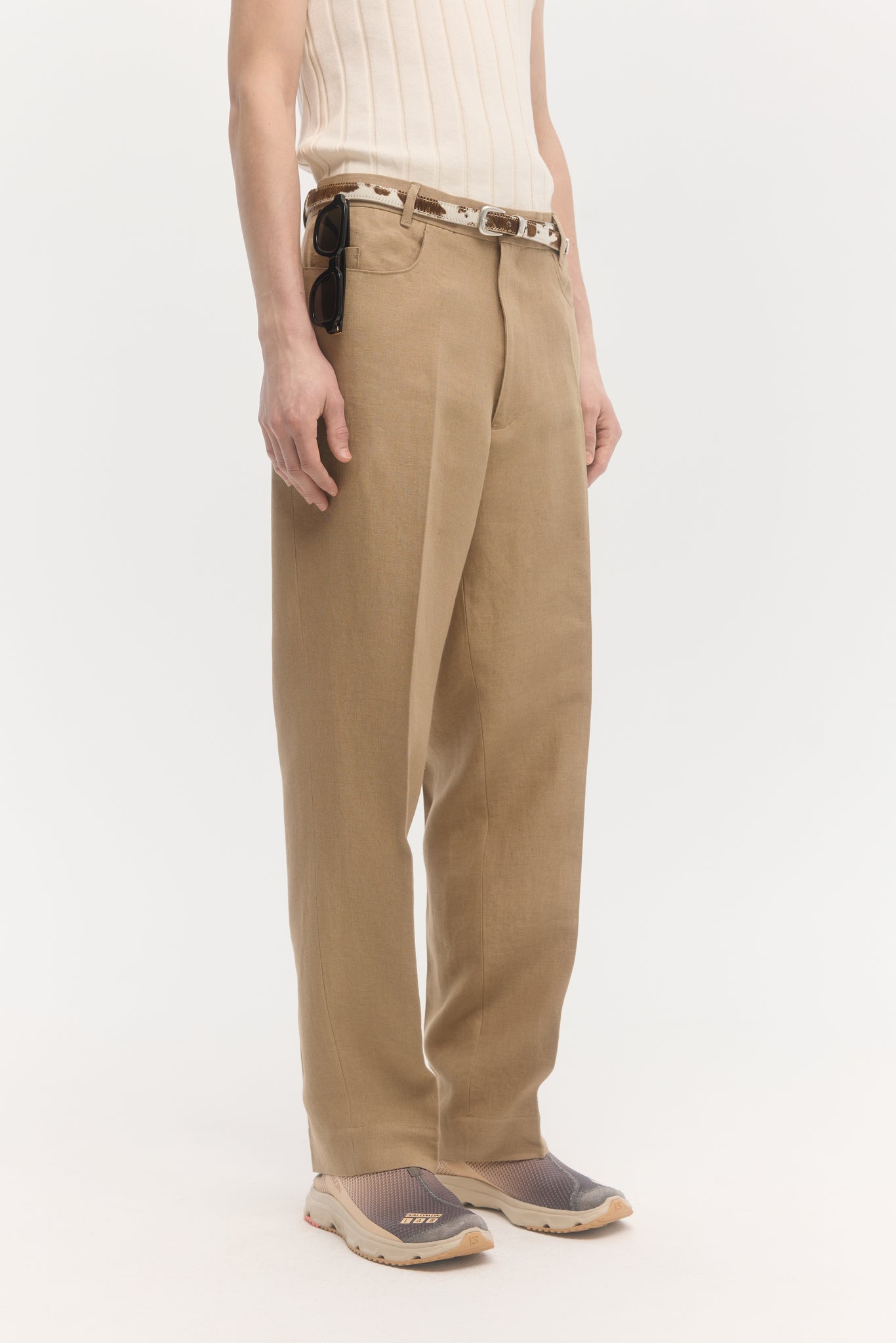 Pantalon droit en lin sable foncé