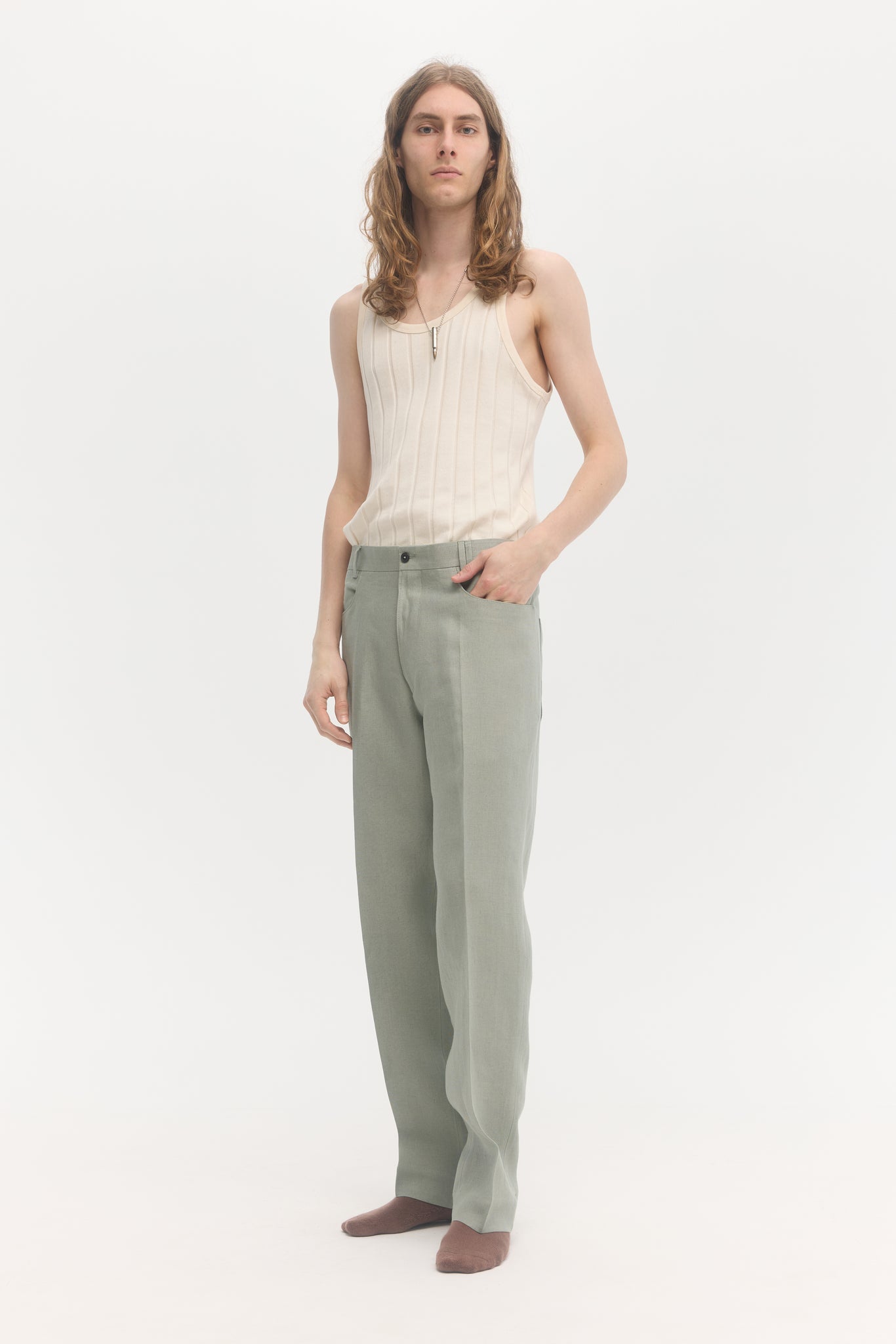 Pantalon droit en lin vert sauge