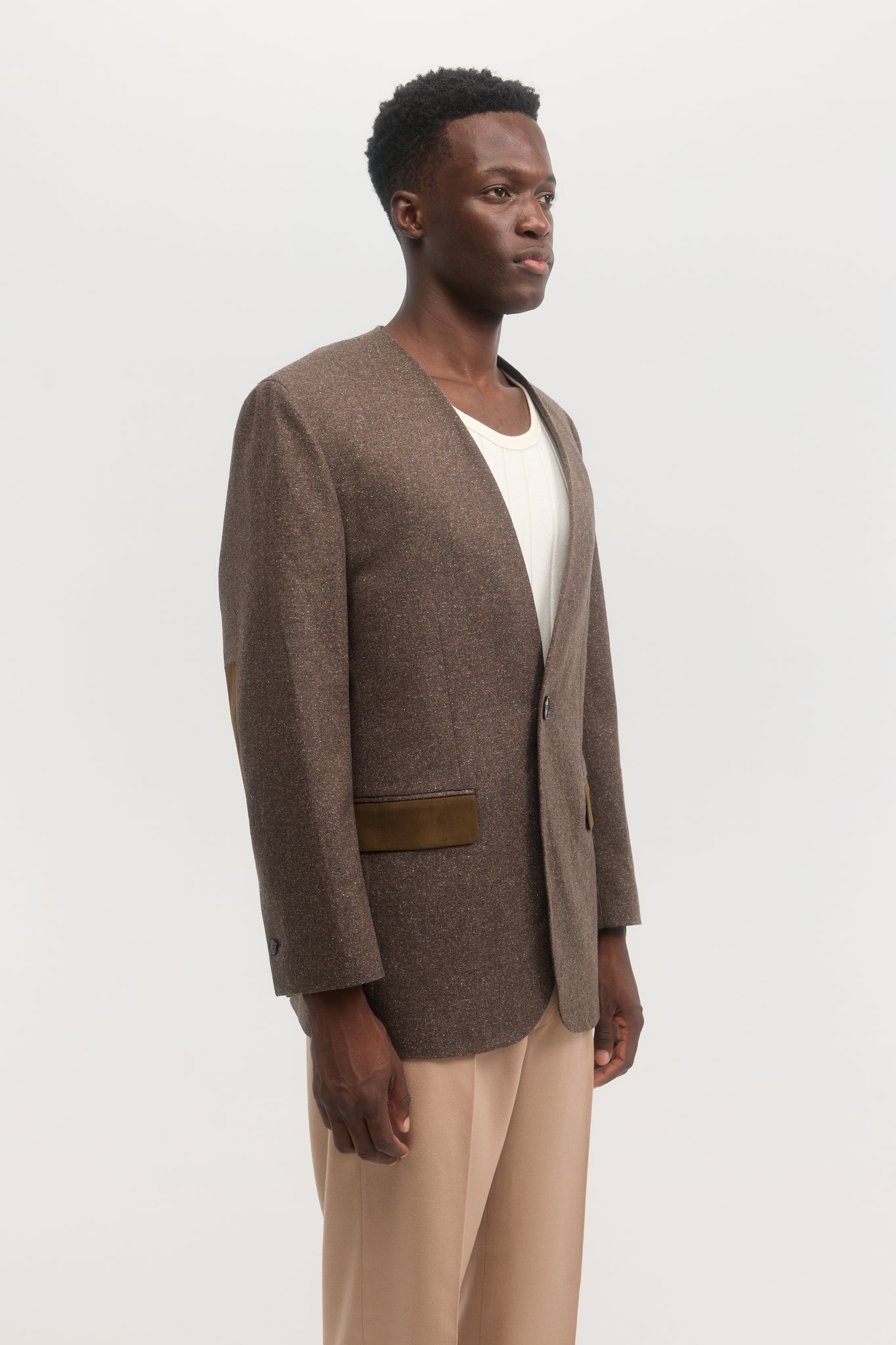 Nutmeg silk-speckled collarless blazer
