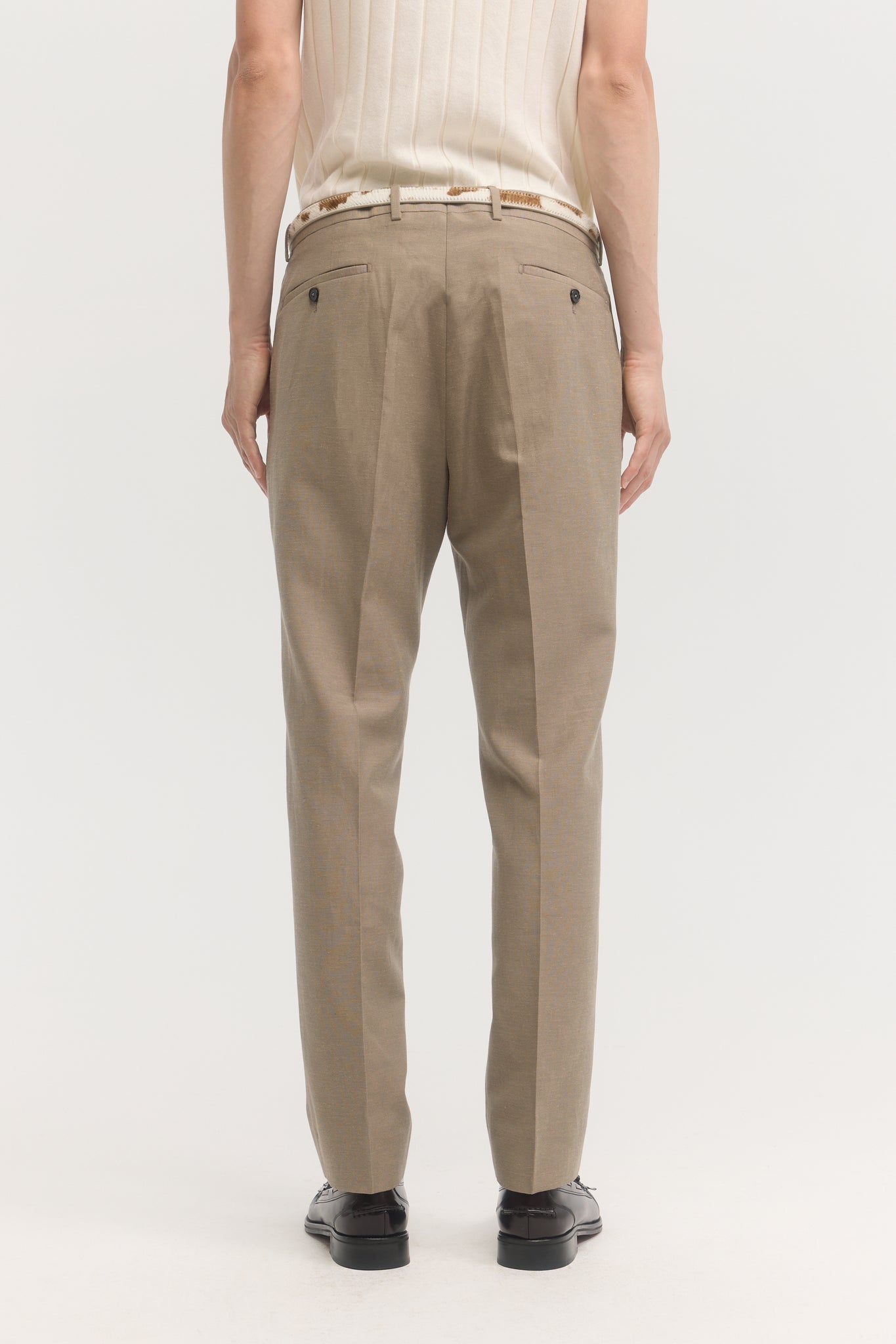 Pantalons fuselé en laine coton et lin taupe