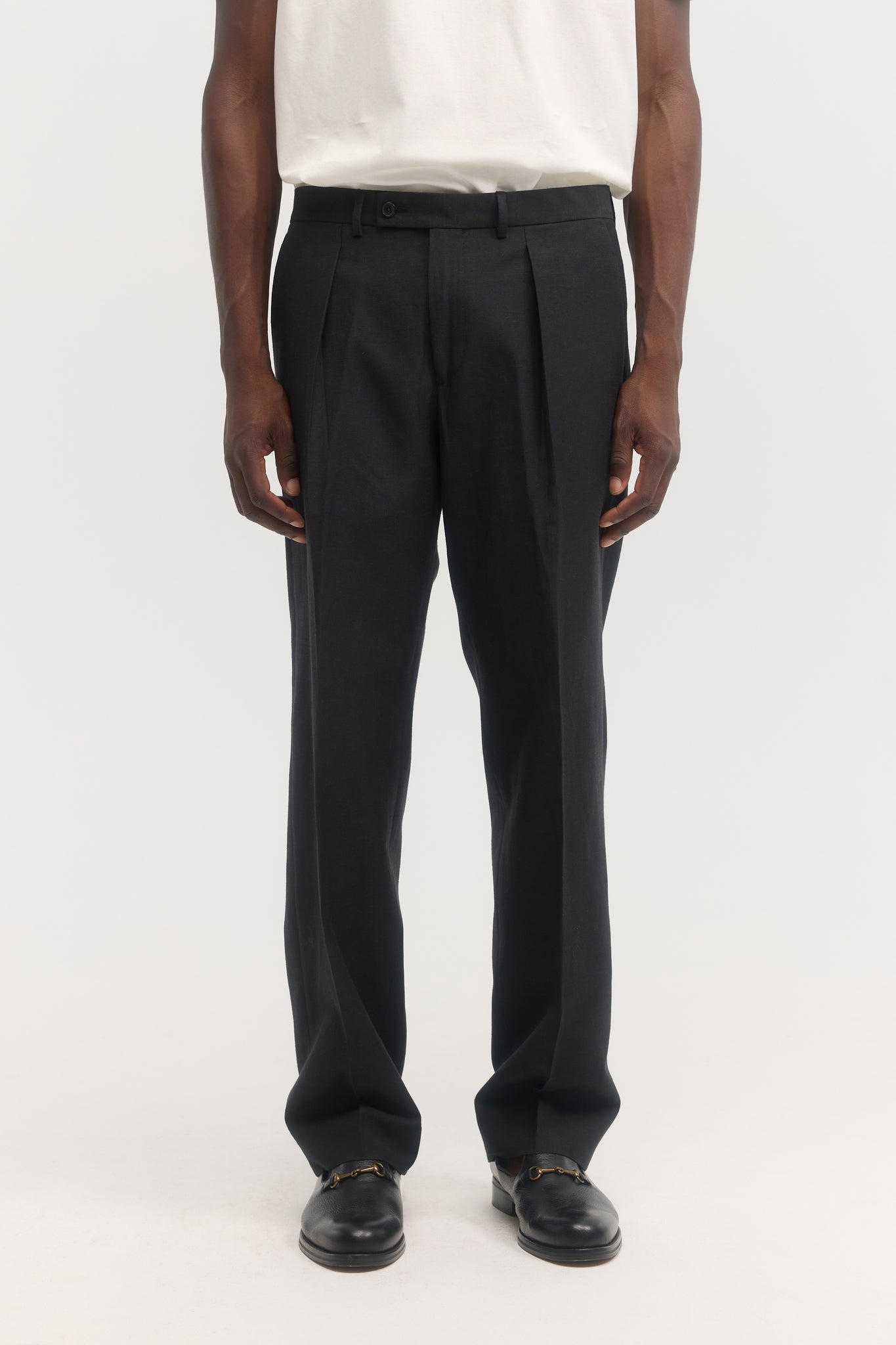 Pantalon droit en laine coton et lin noir