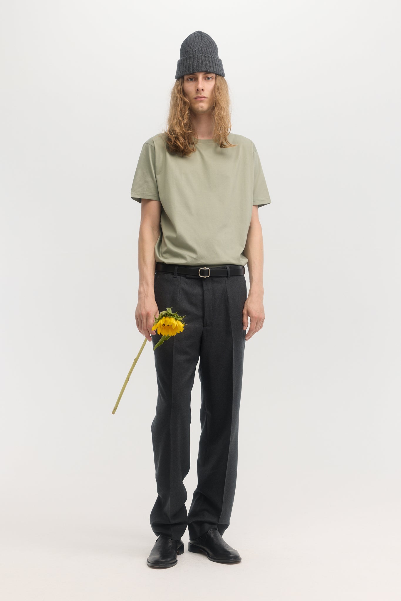 Pantalon droit en flanelle de laine de charbon