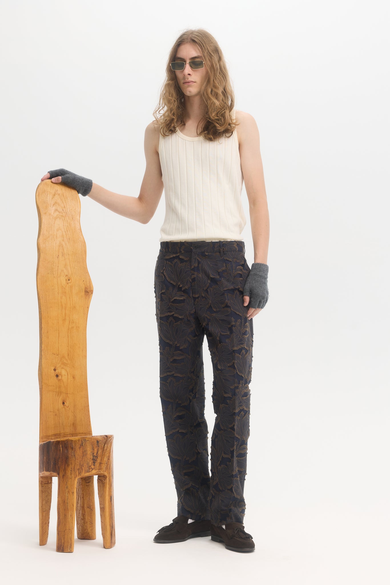 Pantalons droits à jacquard botanique marine et marron