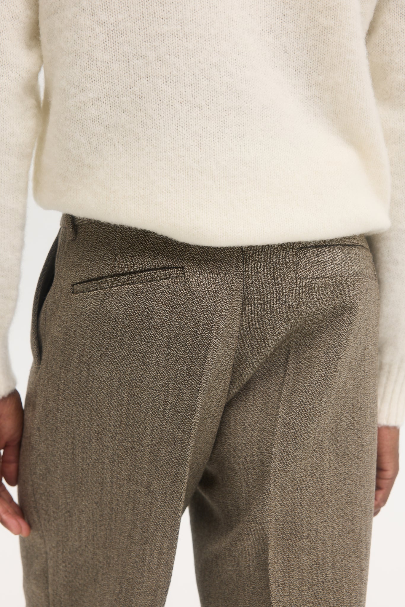 Pantalon droit en laine vierge gabardine moulinée naturel