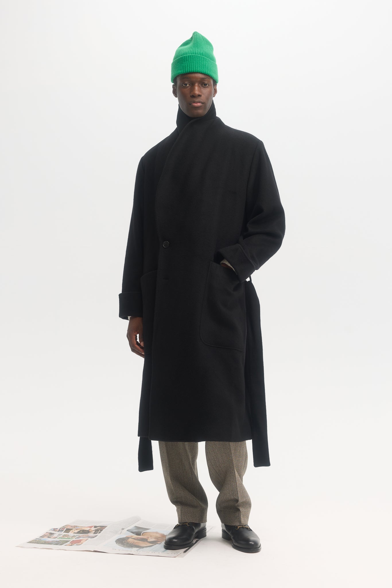 Manteau en cachemire col châle noir