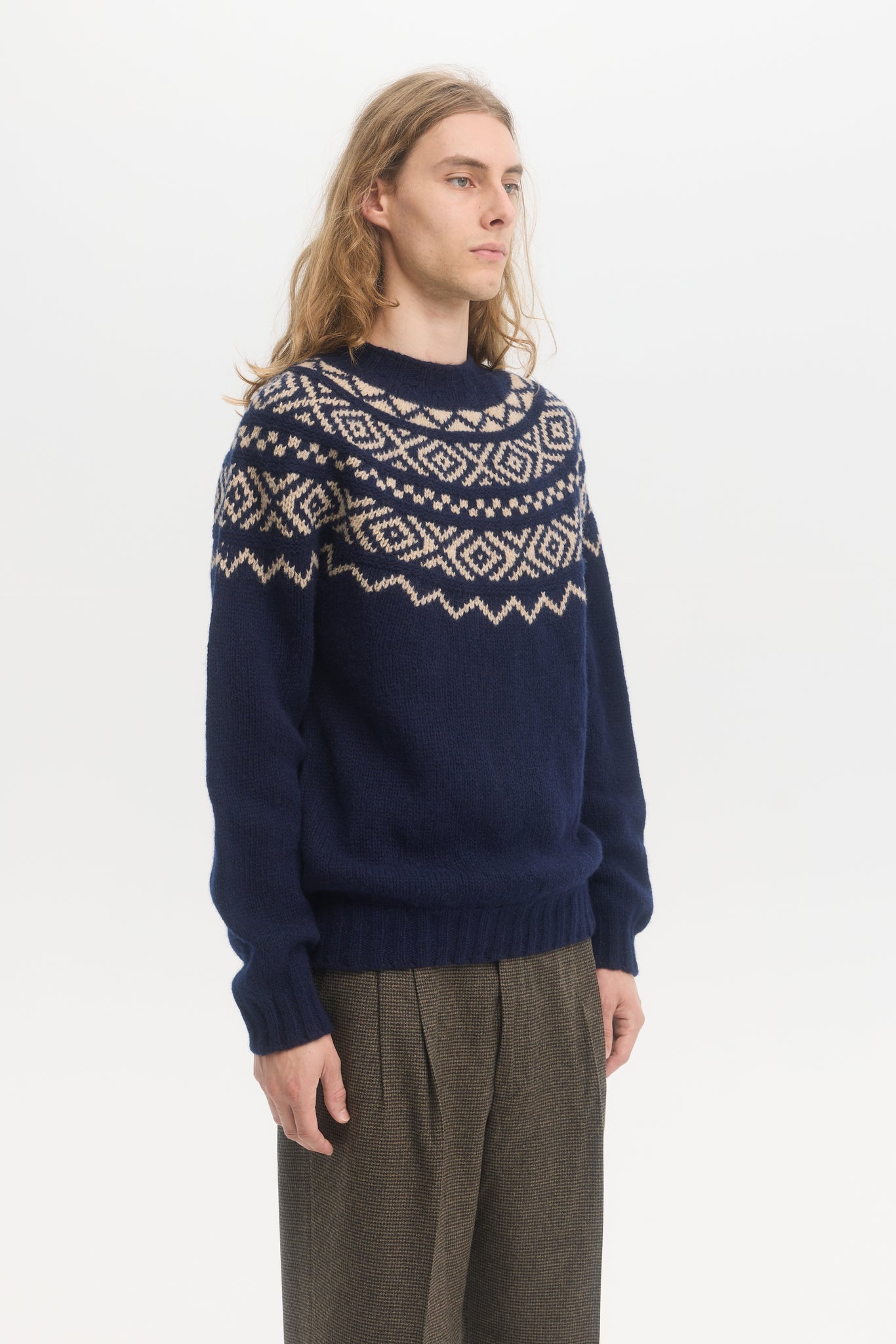 Pull en laine jacquard bleu marine à col rond Fair Isle
