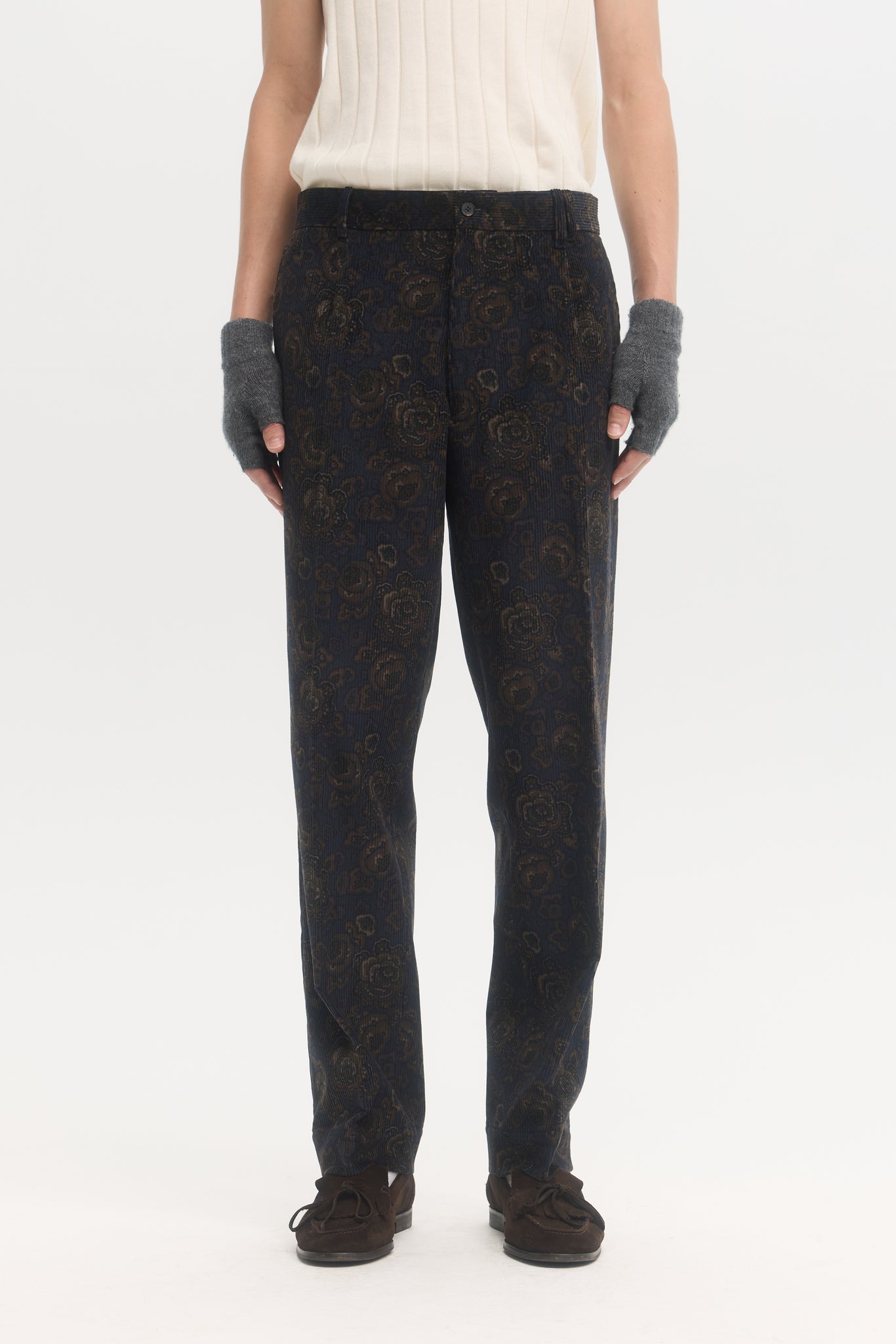 Pantalons droits en velours côtelé floraux bleu marine et marron