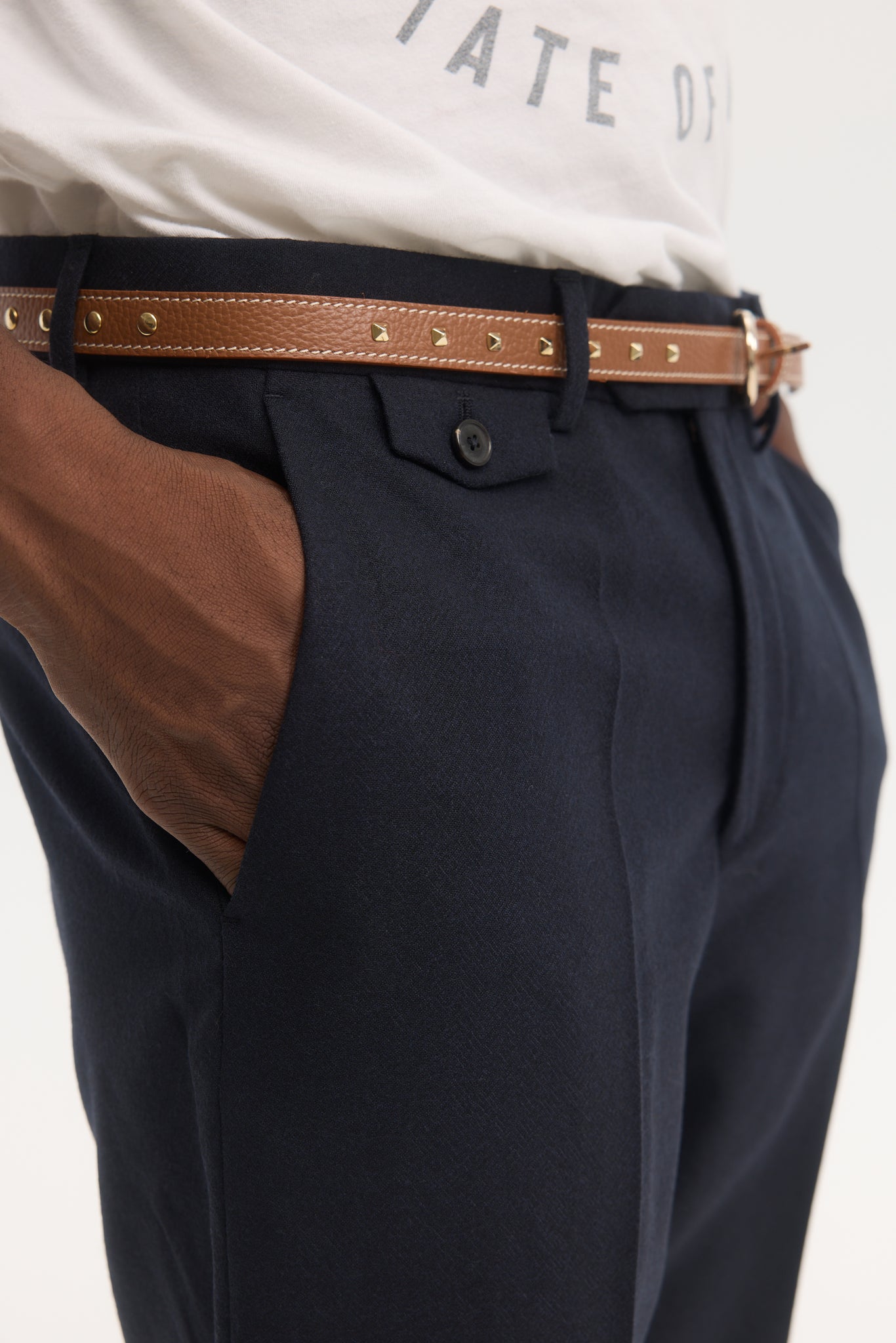 Pantalon fuselé en flanelle de laine légère marine