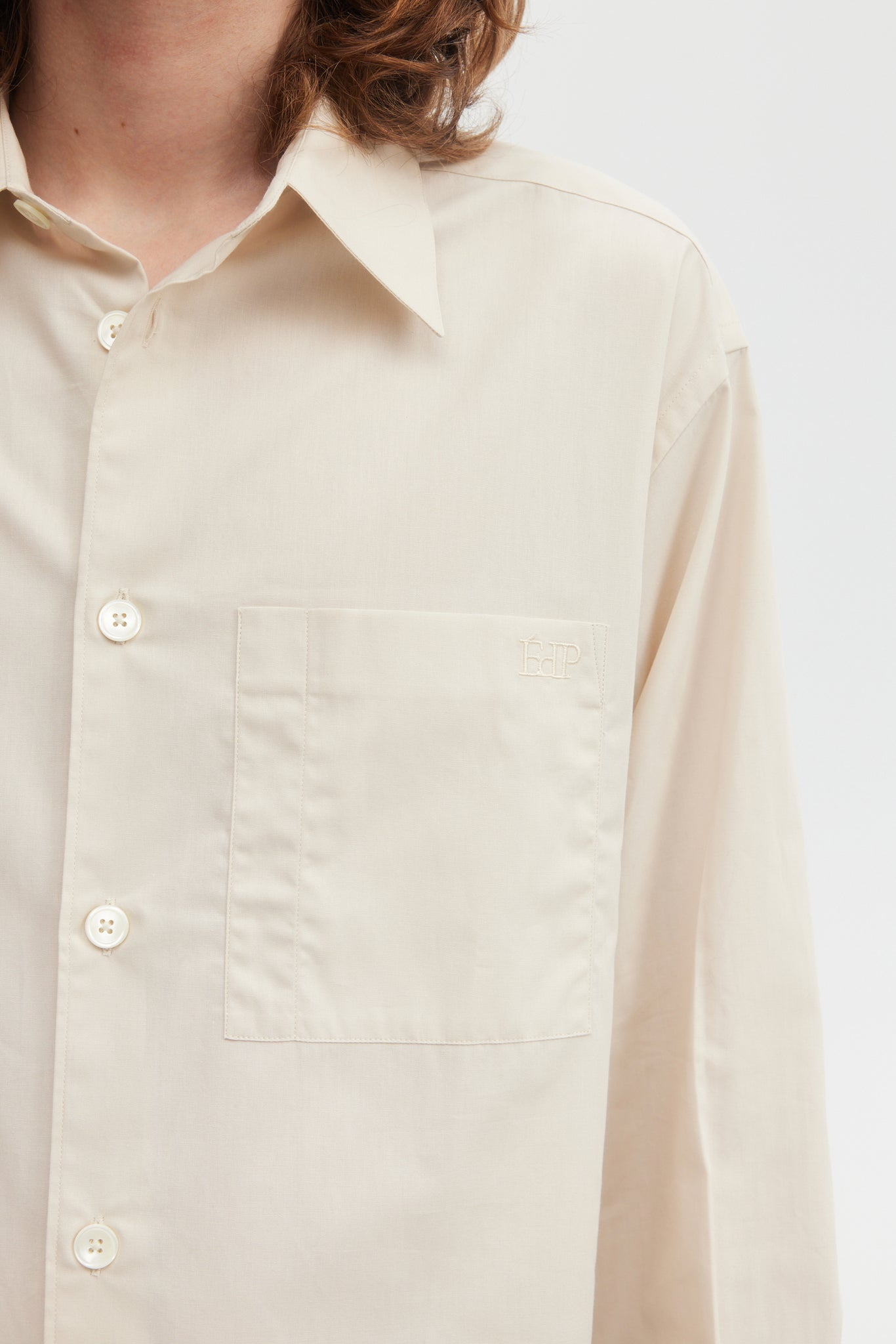 Chemise ample à logo brodé en popeline ivoire
