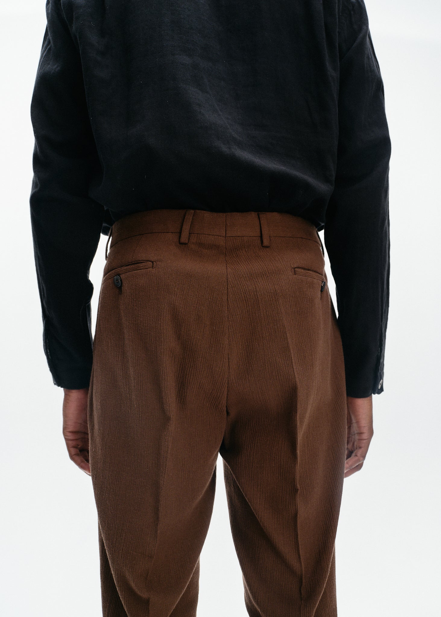 Brown cotton crepe tapered trousers