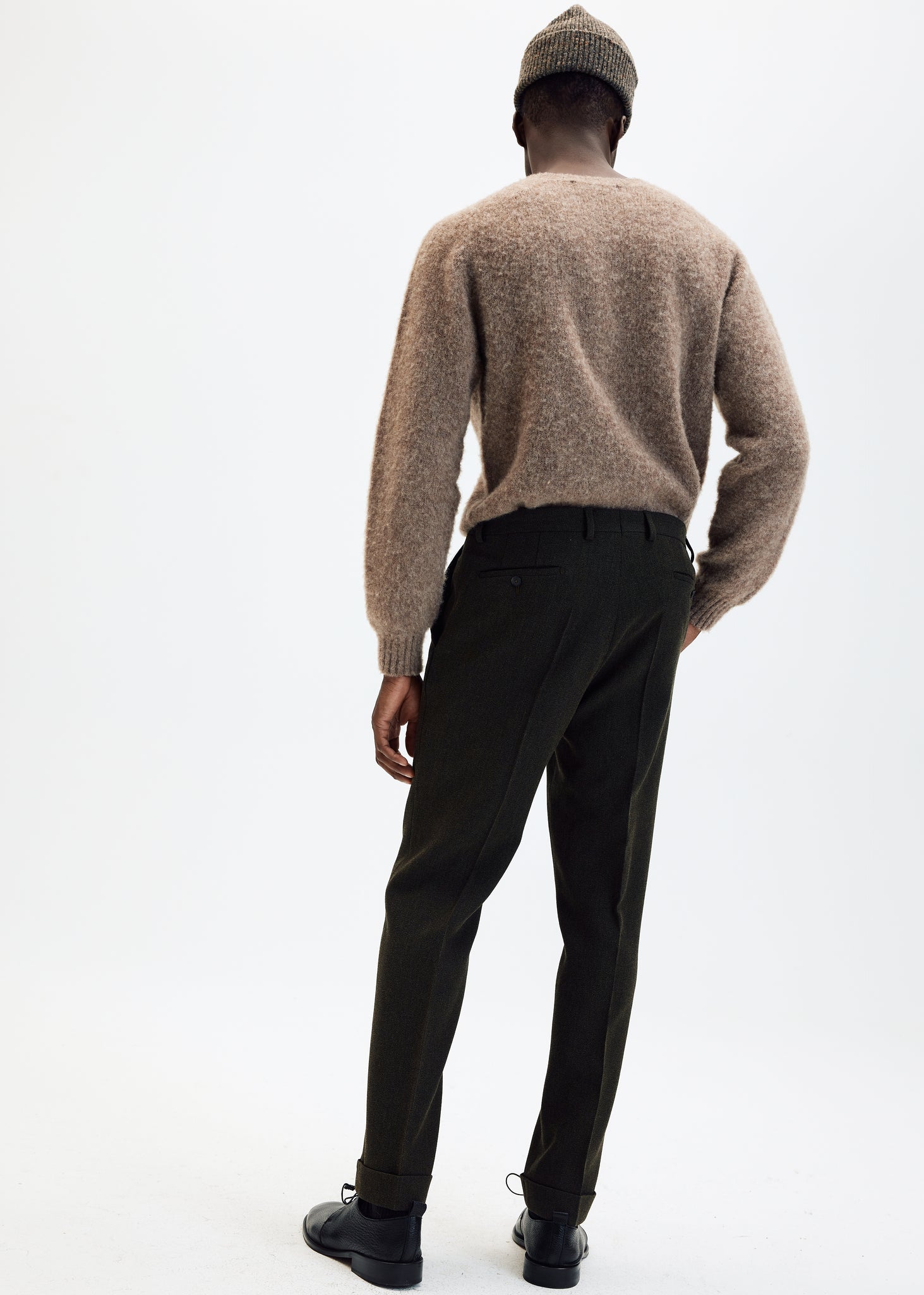 Tricot col rond en laine brossée taupe