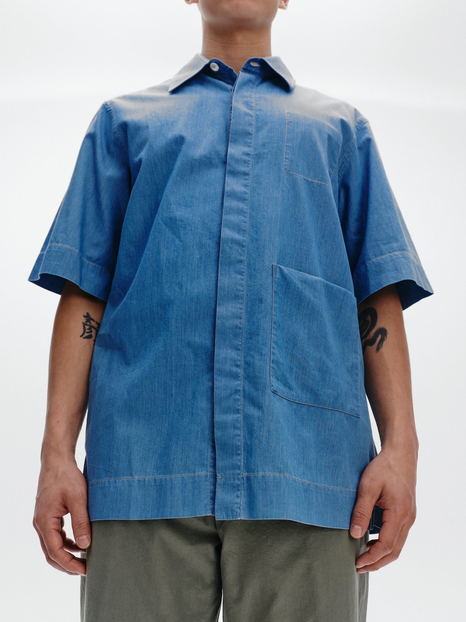 Washed denim relaxed fit short sleeve shirt