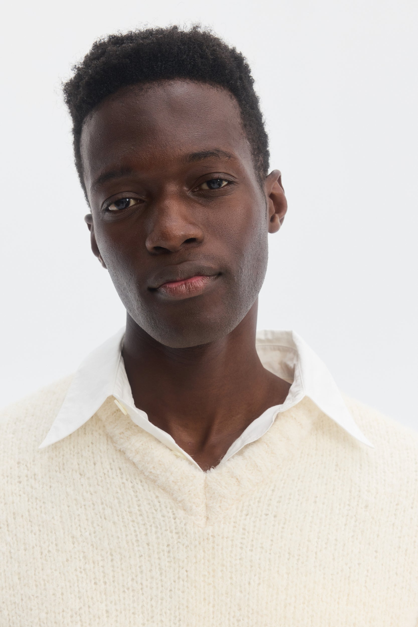 Cream boucle mohair alpaca v neck sweater – École de Pensée