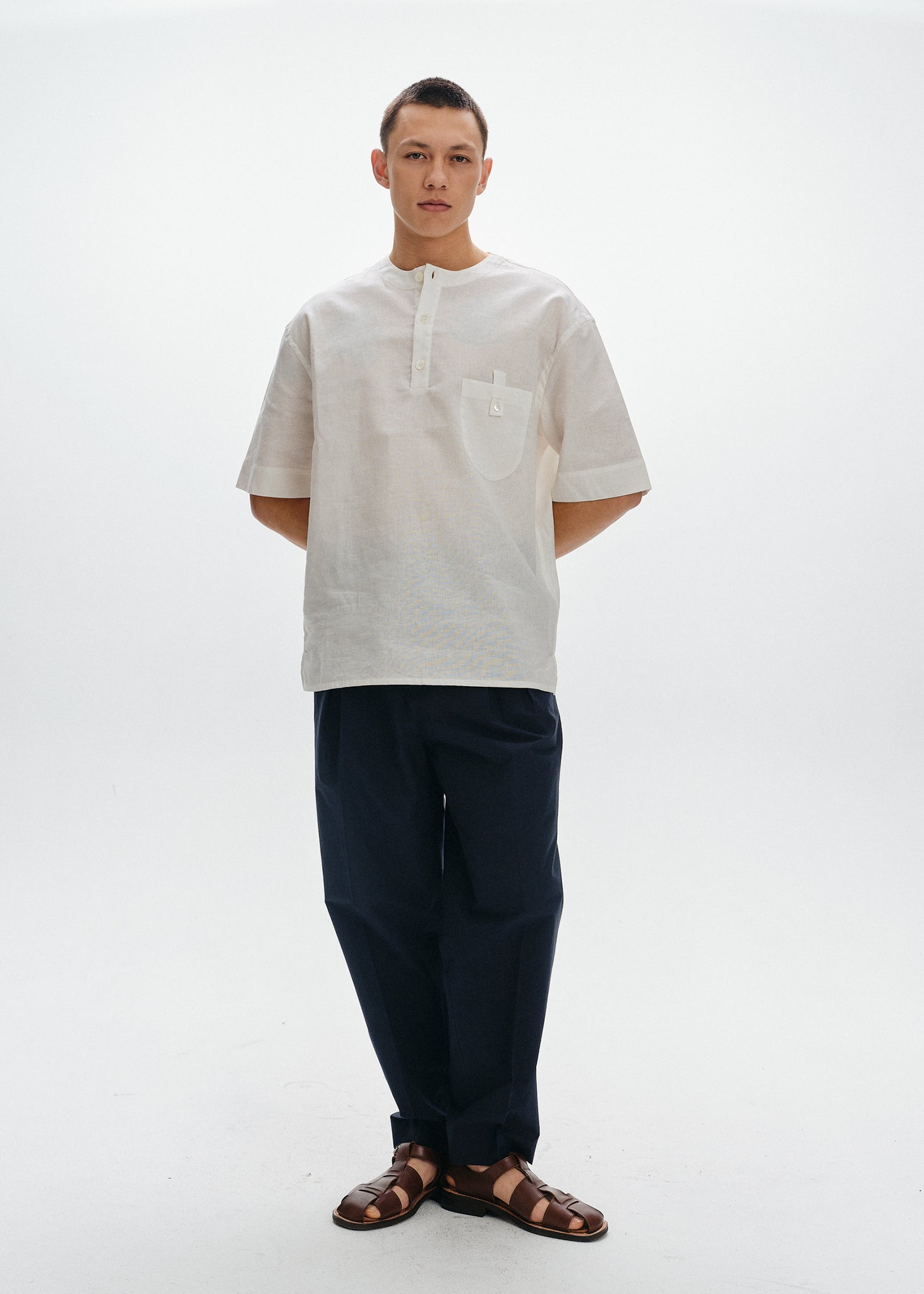 T-shirt blanc à manches courtes en coton et lin